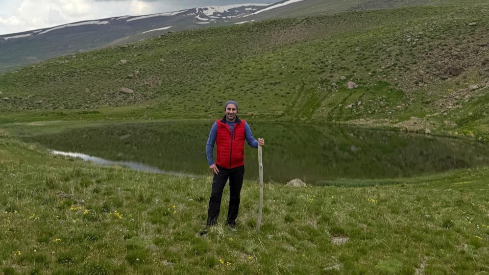 Van'da 2 bin 700 rakımdaki Yıldız Gölleri görüntülendi