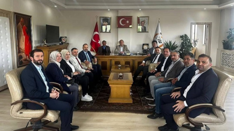 Ak Parti Hanak’ta Danışma Meclisi’ni topladı