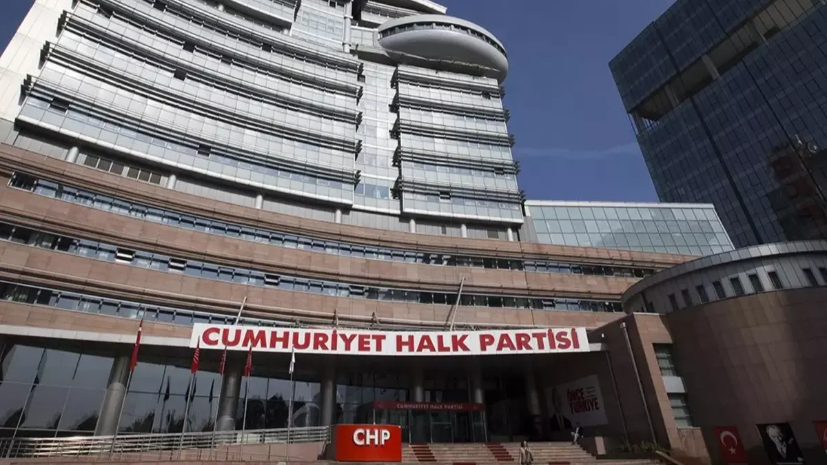 İBB'ye yönelik 5. dalga operasyonunun ardından CHP olağanüstü toplanıyor
