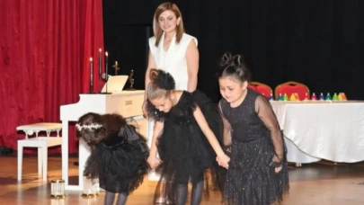 Minik sanatçılar müzik dinletisi sundu
