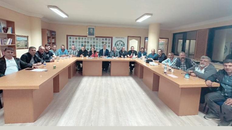 Federasyondan öğrencilere bayram hediyesi gibi destek