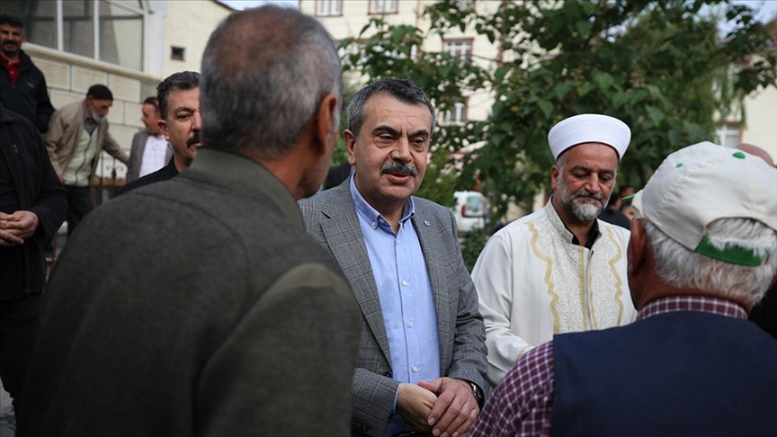 Bakan Tekin: "Terörsüz Türkiye" süreci bizim bu bayramdaki heyecanımızı biraz daha artırdı
