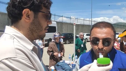 Sigara bırakma standında, tiryakiler ikna edilmeye çalışıldı