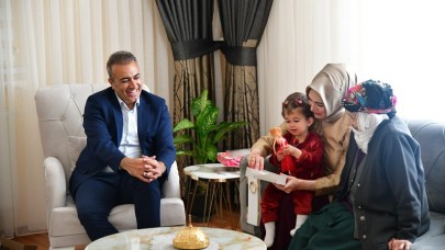 Vali Çiçek, Şehit Aileleriyle bayramlaştı