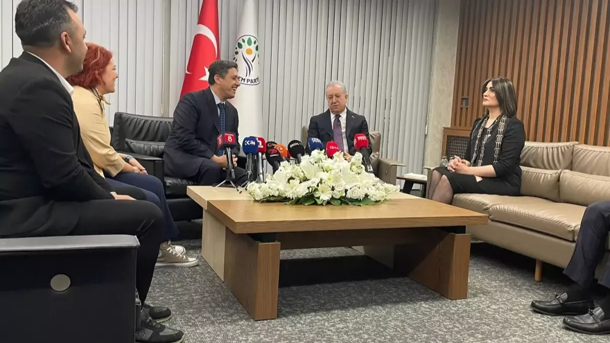 MHP ile DEM Parti bayramlaştı: Meclis açıldıktan sonra süreç hızlanacak