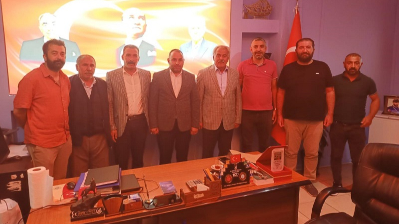 Kent Konseyi’nden, MHP’ye sürpriz ziyaret