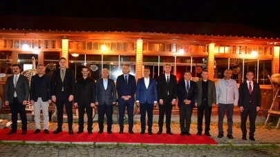 Tayini çıkan vali yardımcıları ve kaymakamlara veda yemeği