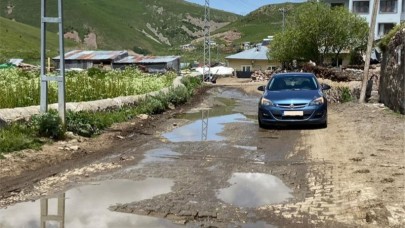 Balçeşme’nin bozuk yolları çileye dönüştü
