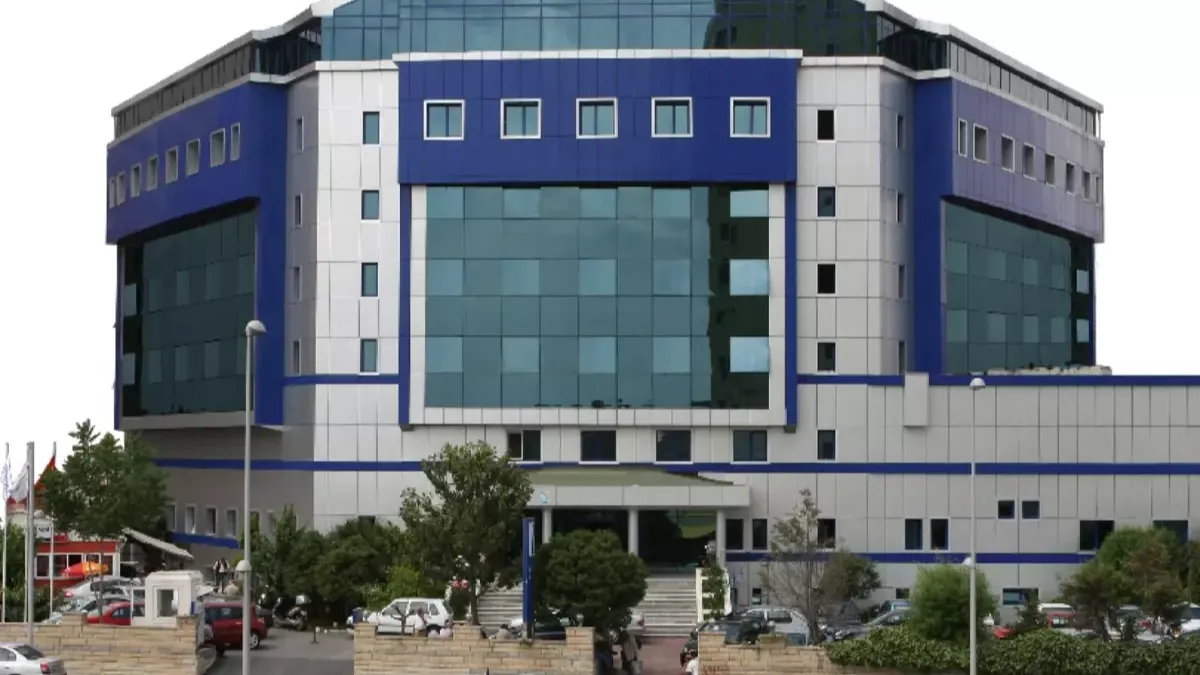 33 yıllık hastane zinciri rakibine satılıyor