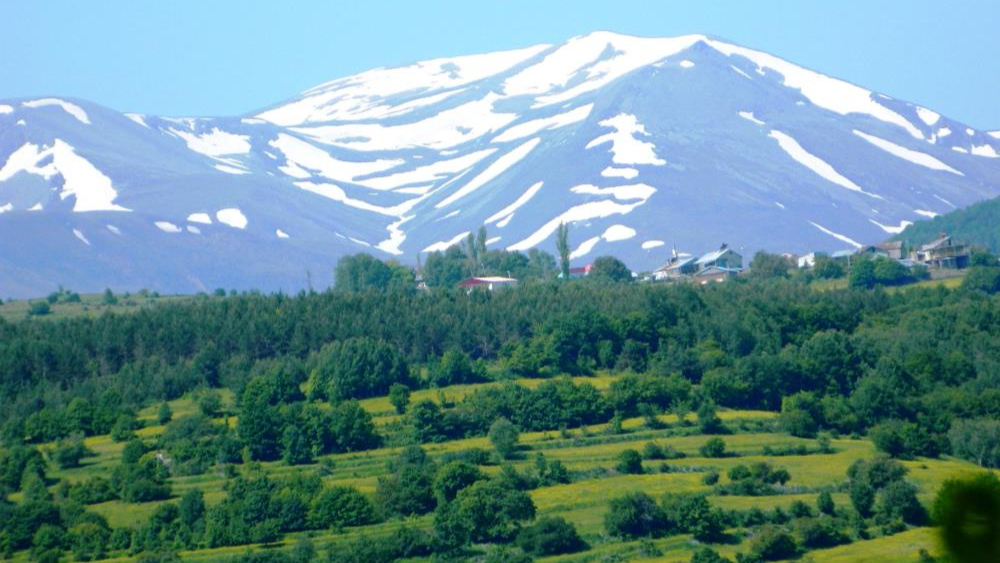 Mevsimler Posof’a güzellik katıyor