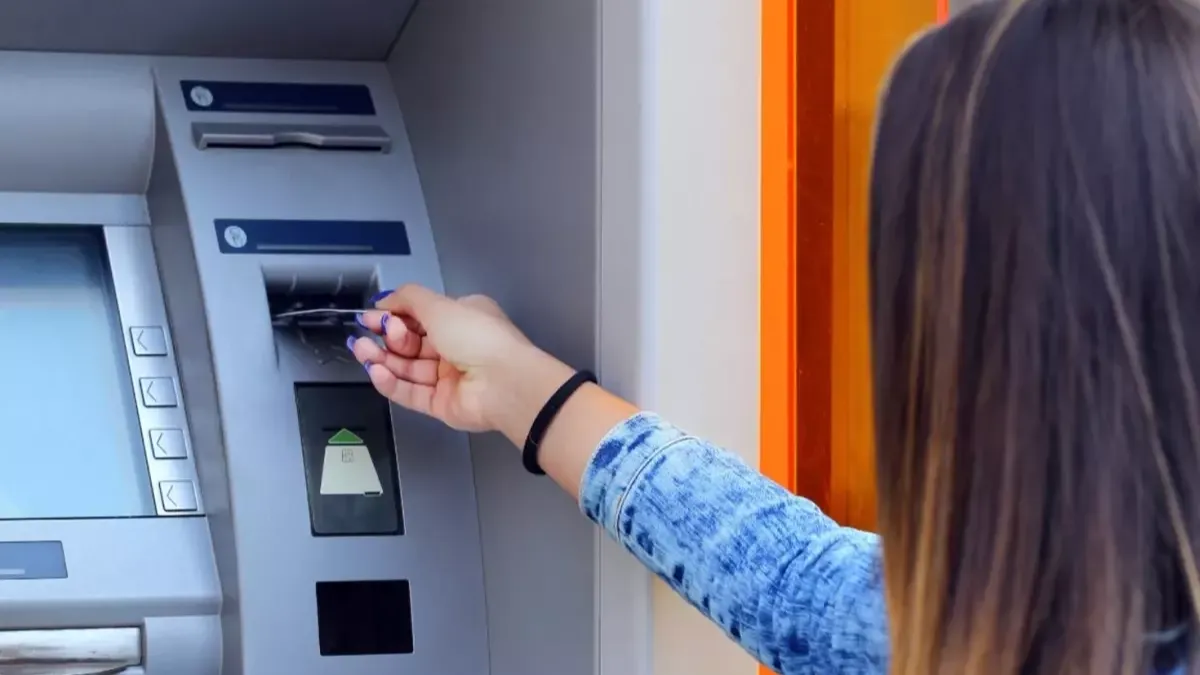 ATM kullanan herkesi ilgilendiriyor: Bu tuşa basmadan işleme başlamayın