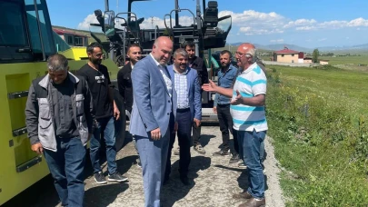 Köy yollarında kalite artıyor, ulaşım rahatlıyor