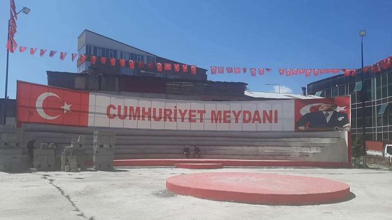 Göle ilçe merkezi festivale hazırlanıyor