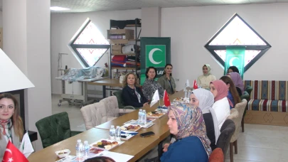 Bağımlılıkla mücadeleye Vali eşinden anlamlı destek
