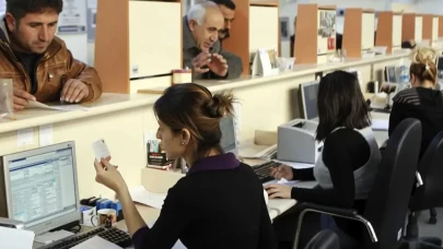 Memurlar artık bu yüzden atılamayacak! AYM kararı iptal etti