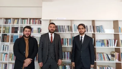 Çıldır'da okullara "Diyanet Yayınları Köşesi" kuruldu