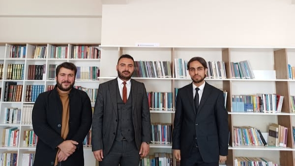 Çıldır'da okullara "Diyanet Yayınları Köşesi" kuruldu