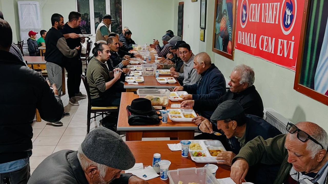 Damal’da Muharrem ayı lokmalarla karşılandı