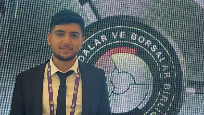 Cumhurbaşkanı Erdoğan aşığı genç siyasetçi Emir Avşar adaylığını açıkladı