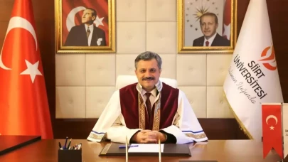 Rektör,  konutundaki arızalı sinekliklere 193 bin lira harcadı