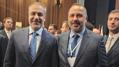Hakan'lar buluştu, benzerlik şaşırttı