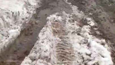 Ardahan’da temmuzda karla mücadele devam ediyor