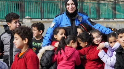 Trabzonlu kadın polis Hakkari’ye veda etti