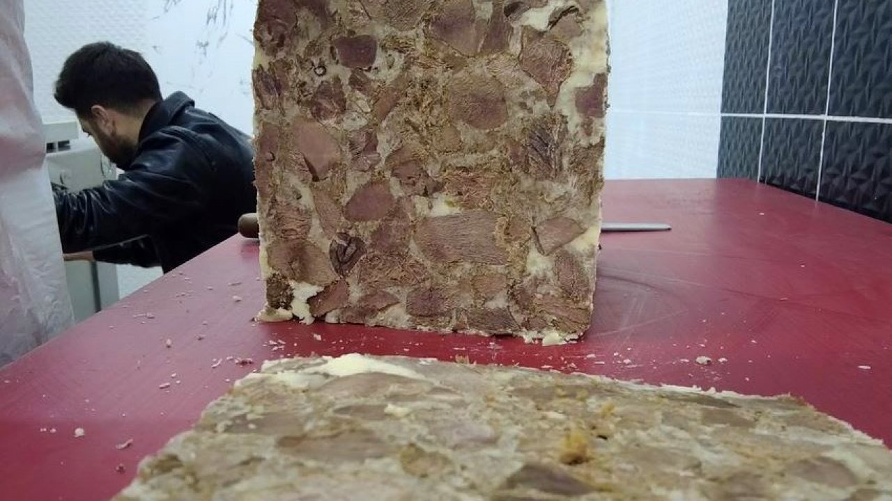 Ardahan kavurması tadını doğadan alıyor