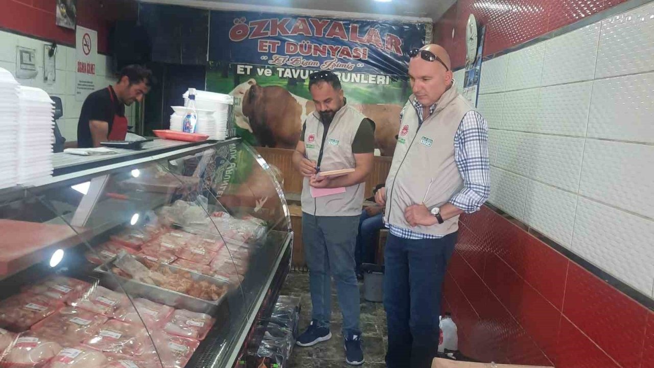 Kars’ta kasap ve şarküteriler denetlendi
