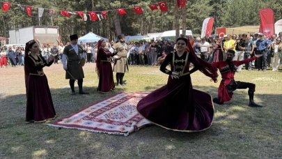 5’ncisi düzenlenen Hanaklı Âşık Mazlumi Şenlikleri renkli görüntülere sahne oldu