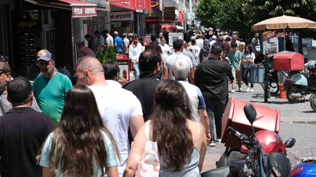 En çok 20-24 yaş grubundaki nüfus göç etti