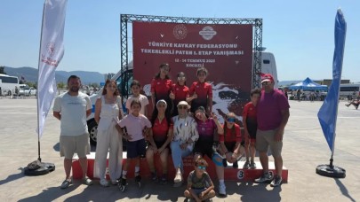 Ardahan’ın şampiyonları madalyalarla döndü