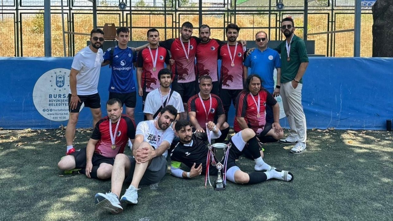 Palandöken Engelliler Spor Kulübü’nden tarihi zafer
