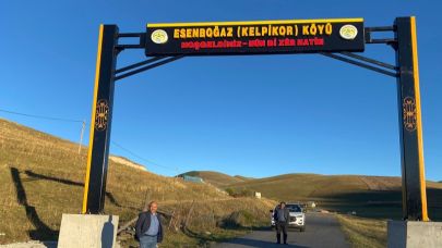 Demokratikleşme süreci etkisini gösterdi: Köy tabelalarına Kürtçe eklendi