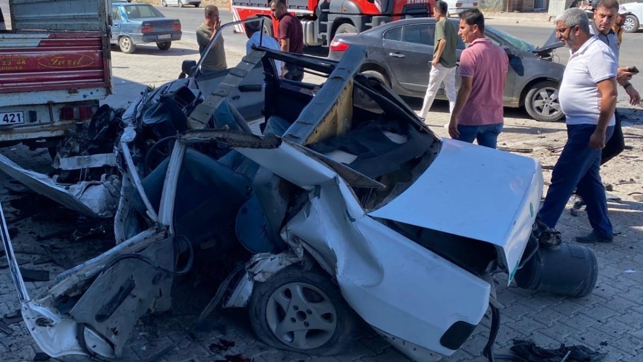 Malatya’daki kazada Tofaş hurdaya döndü: 1 ölü, 1 yaralı