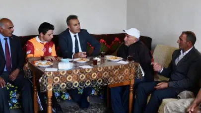 Vali Çiçekten Şehit Ailesine anlamlı ziyaret
