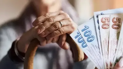 Yarış kızıştı! İşte emekliye en yüksek promosyon veren bankalar