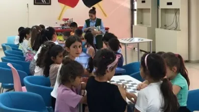 Yeşilay Yaz Okulu’yla çocuklara dokunuyor