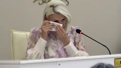 AK Parti ve MHP'nin desteğini alan Bilecik Belediye Başkanı gözyaşlarını tutamadı