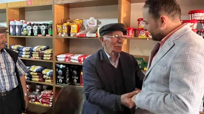 Vekil Koç Çıldır’da esnafla buluştu