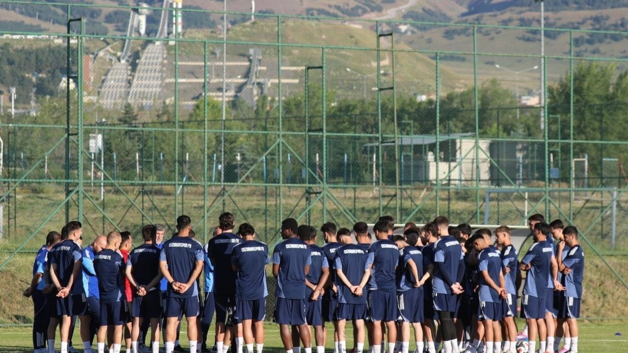 Erzurumspor’da 3. Etap kampı başladı