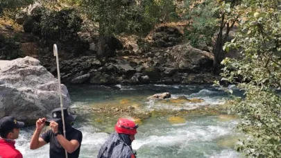 Avaşin Deresi’nde kaybolan çocuğu arama çalışmaları yeniden başladı