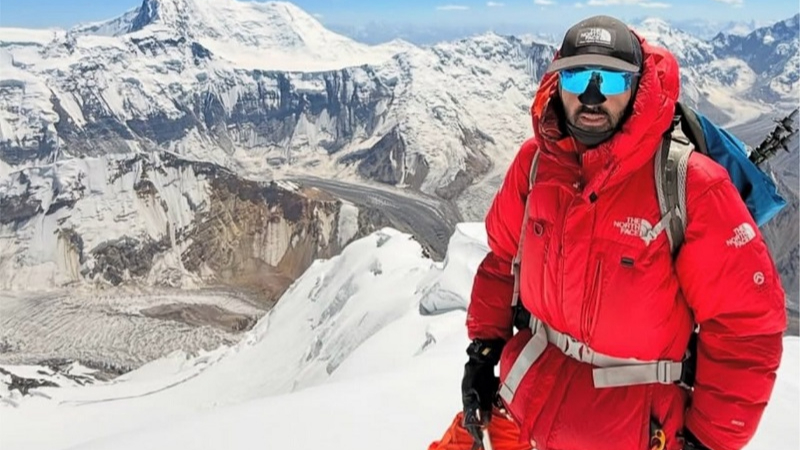 Doğu Yılmaz, Pamirlerin zirvesine çıktı