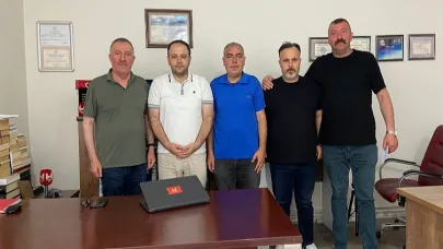 Vekil Koç, Haber Merkezini ziyaret etti: Gündeme dair önemli açıklamalar yaptı