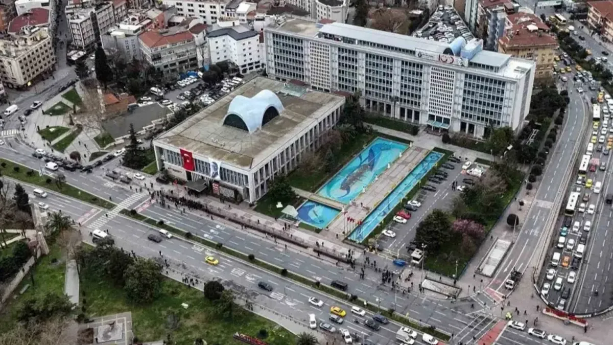 Jandarmadan İBB'ye yeni operasyon! 13 kişi gözaltına alındı