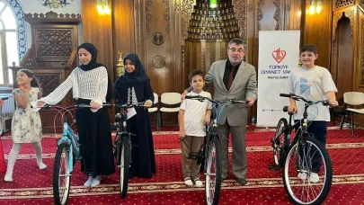 İpekyolu’nda yaz Kur’an kursları kapanış programı coşkusu