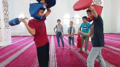 Yaz Kur’an kursu, renkli etkinliklerle sona erdi