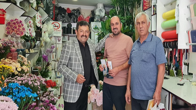 İYİ Parti Ardahan teşkilatı esnaf ziyaretine çıktı