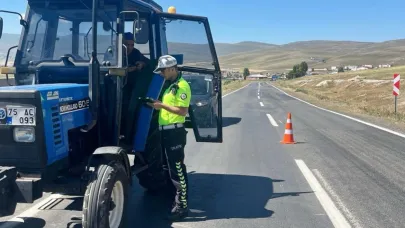 Çıldır Polisi sürücüleri uyardı