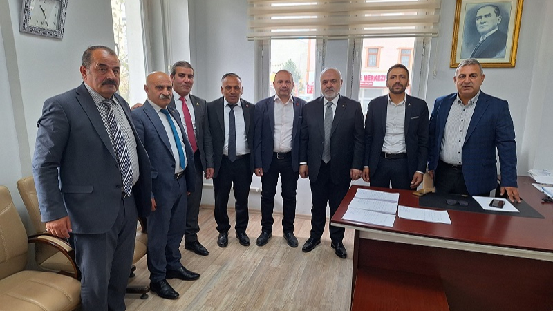 CHP Merkez İlçe Başkanı Onay, köylerde yapılmayan altyapı sorunlarını sıraladı
